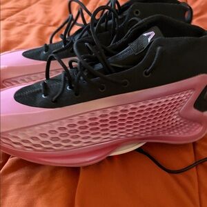 Men.  AE 1.   Pink. Sz 11    (No Sole)